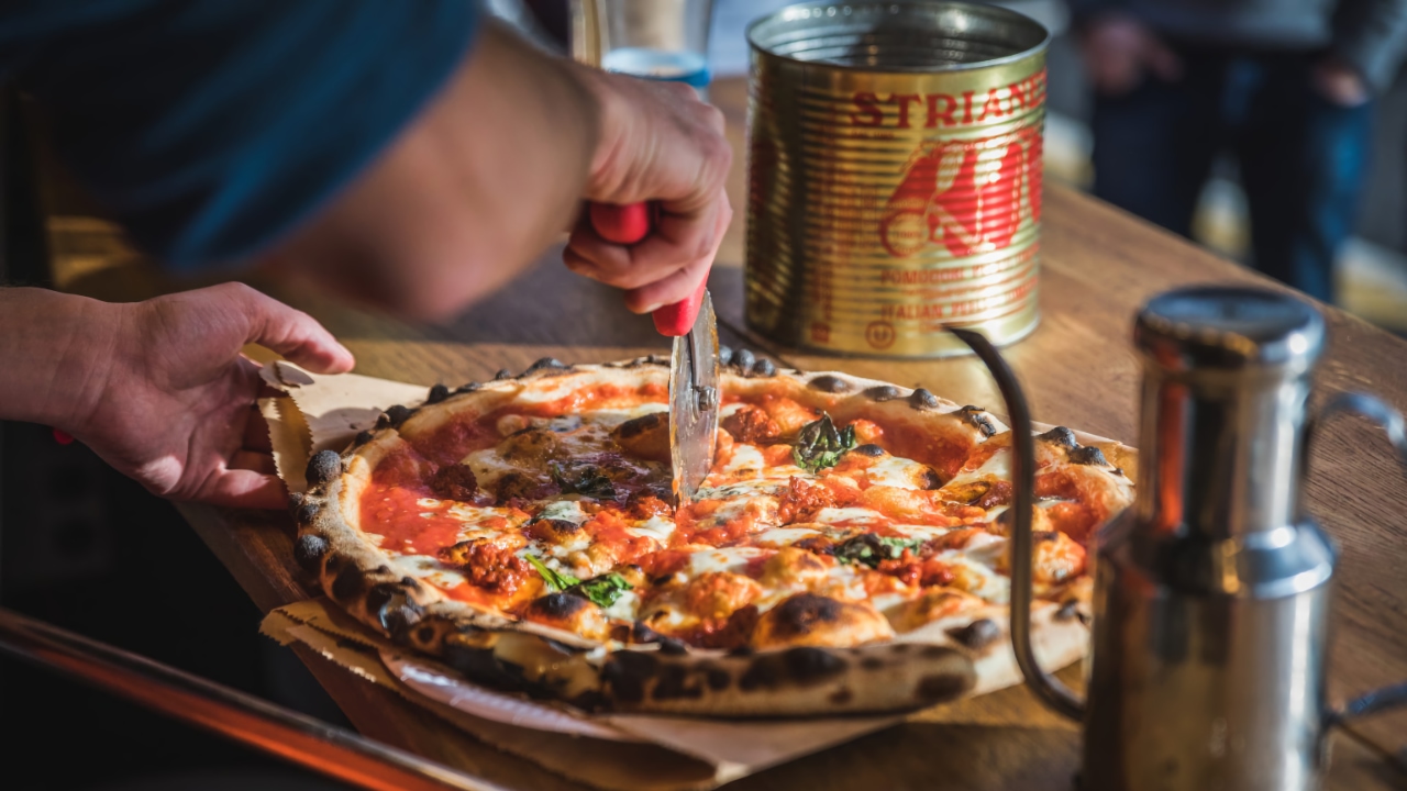 Freewheelin Pizza - cut into slices